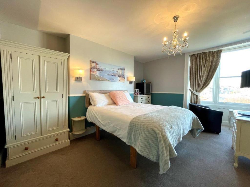 Bayliss Hall Guesthouse Weymouth Esterno foto