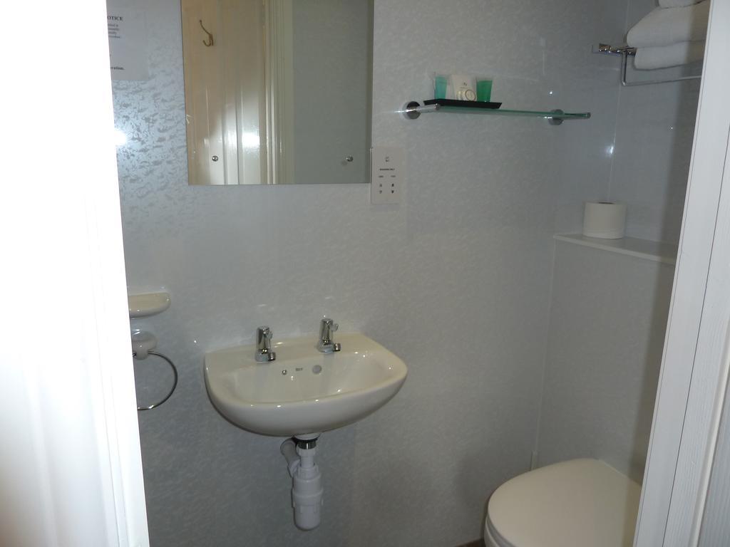 Bayliss Hall Guesthouse Weymouth Esterno foto